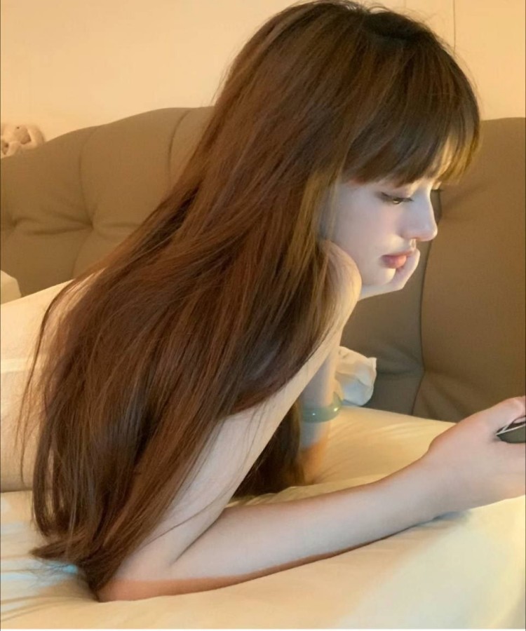 妻子初次接受三人行小说,最新好看的经典电影在线观看